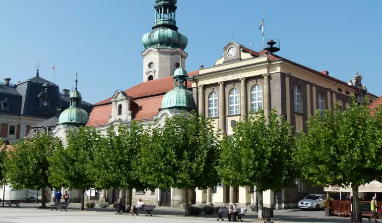 ratusz, urząd miejski w Pszczynie, Pszczyna, rynek