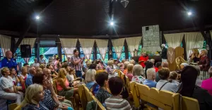 Pogodejmy po naszymu - spotkanie gwarowe w pckulu: gomi Grayna Buka i Alojzy Lysko!