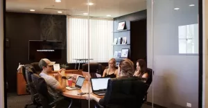 Czym jest doradztwo personalne i jak pomaga rozwija zespoy?