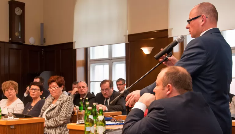Dariusz Skrobol, burmistrz, sesja, rada miejska