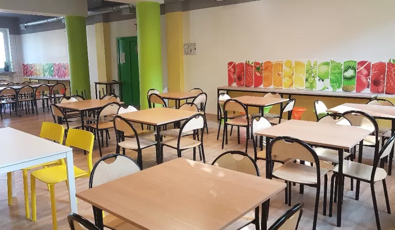 stołówka w Szkole Podstawowej nr 2 w Czeladzi
