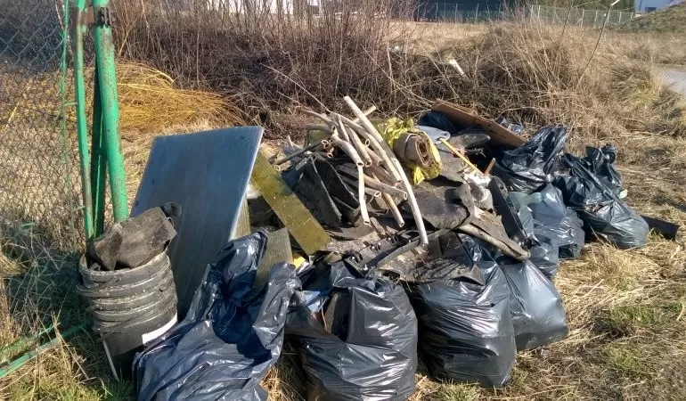 Daszyńskiego, sprzątanie, śmieci, odpady