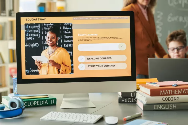 kursy online i platformy e-learningowe
