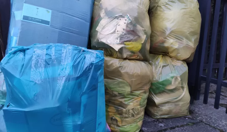 Śmieci, odpady, worki na śmieci, remondis