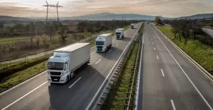 Ubezpieczenia transportowe - jakie polisy warto kupić