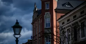 Jesienna poświata na rynku w Pszczynie