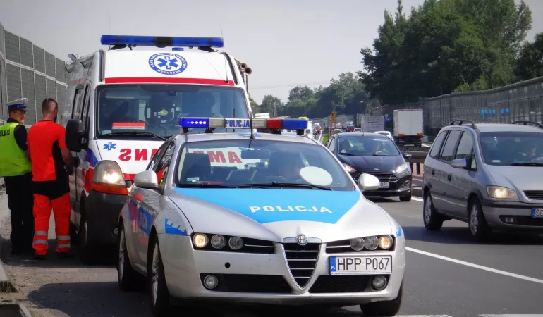 Zderzenie ciężarówki z osobówką na DK-1