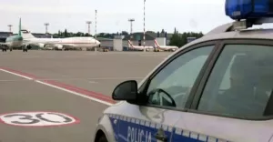 policja, lotnisko ,Okęcie