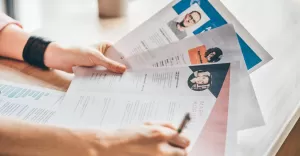 Czy istnieje idealne CV? Sprawdź, jak przyciągnąć uwagę rekruterów