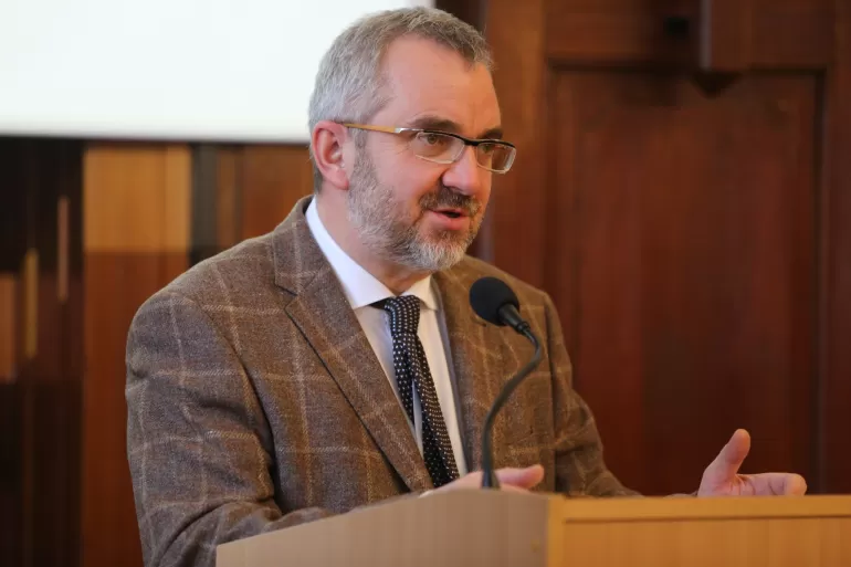 dr Marcin Leśniewski