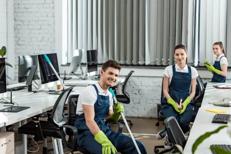 Czym się kierować przy wyborze firmy sprzątającej?