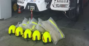 Nowe ubrania specjalistyczne trafiły do strażaków z Rudziczki
