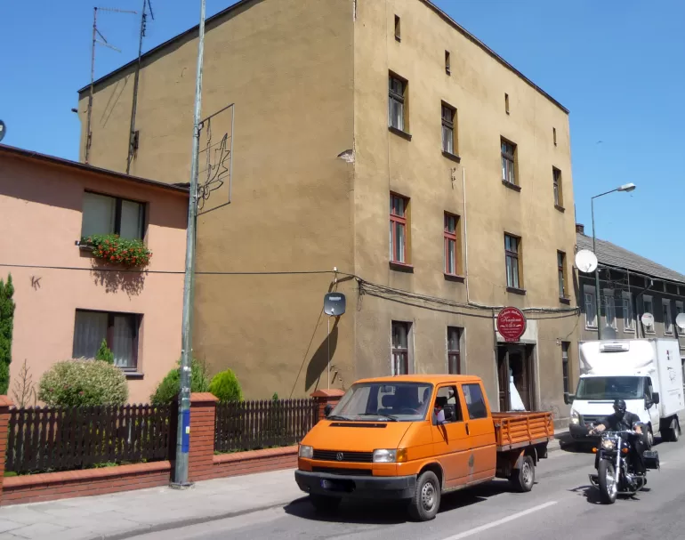 Kopernika 8, Pszczyna, PTBS