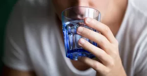 wysuszonasluzowkagardla przyczynyleczeniezapobieganie