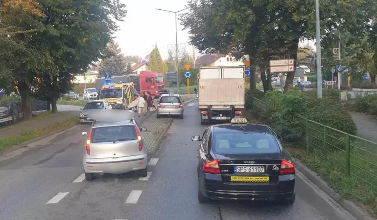 Potrącenie pieszego na ul. Bielskiej w Pszczynie