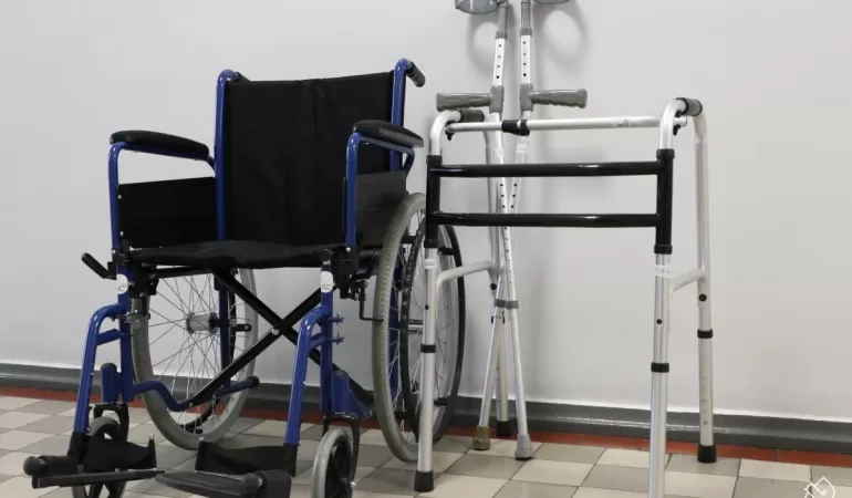 sprzęt rehabilitacyjny , wypożyczalnia