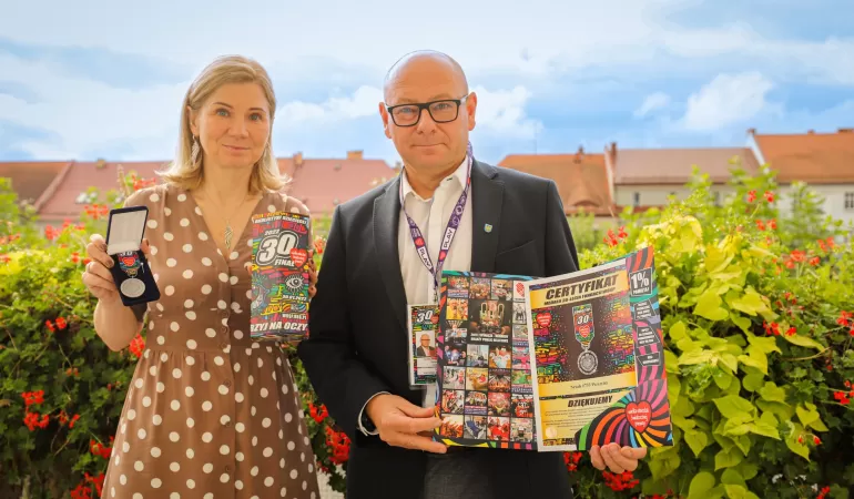 Medal i certyfikat dla miejskiego sztabu WOŚP