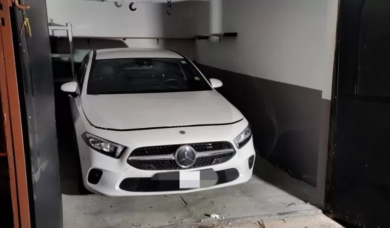 Policjanci odzyskali skradzionego Mercedesa - 11.2022