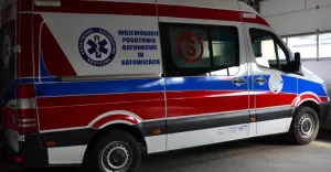 karetka, pogotowie, lekarz
