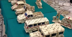 Modele wykonane z zapałek przez Janusza Urbańskiego
