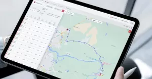 Trudne warunki drogowe a monitoring GPS pojazdów