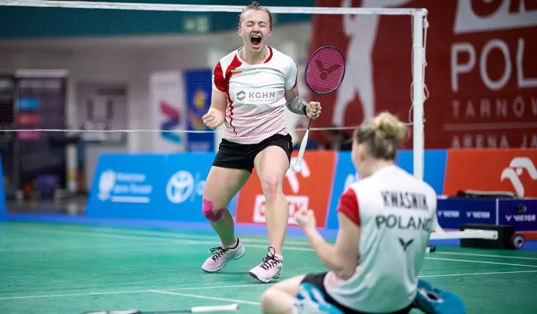 Kornelia Marczak/ Dominika Kwaśnik