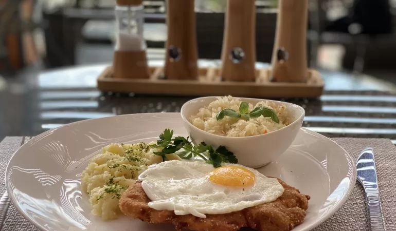Restauracja La Grande,Śląskie Centrum Tenisa