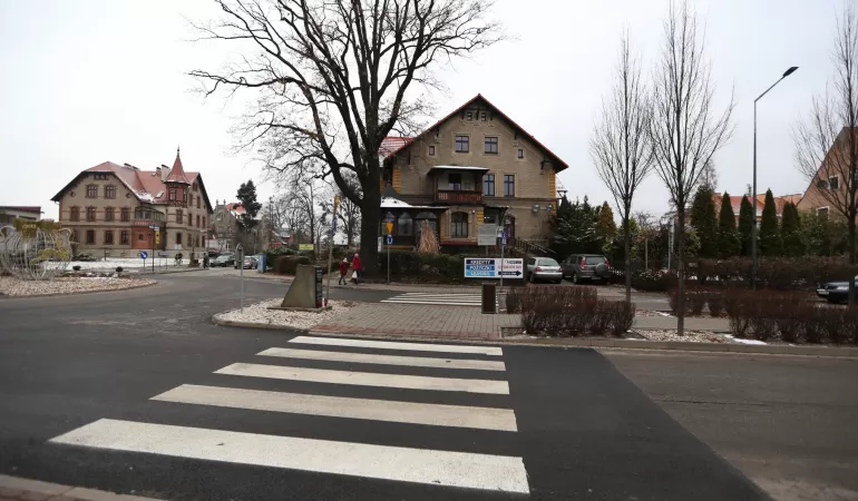 Kościuszkui, aleja, pasy, przejście