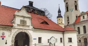 pszczyna,terazwpszczynie,rynekwpszczynie,bramawybrancow,kościółewangelicki,kosciolkatolicki,luty
