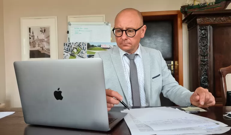 Burmistrz Dariusz Skrobol podczas posiedzenia Śląskiego Związku Gmin i Powiatów - 19.08.2020