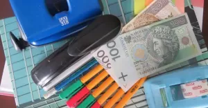 ZUS: wciąż można składać wnioski o wyprawkę szkolną