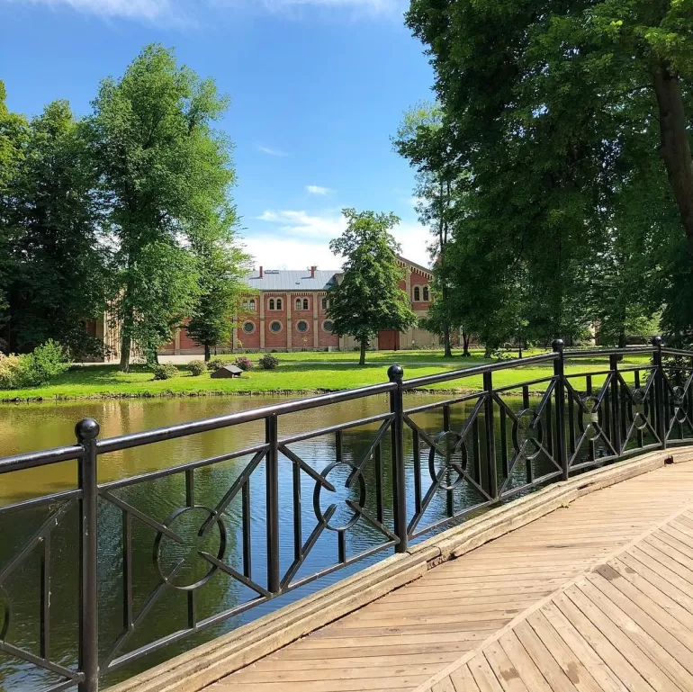 pszczyna,pless,park,parkpszczyński,stajnieksiążęce,mostek,weekend,maj,słonecznie,śląsk,siles