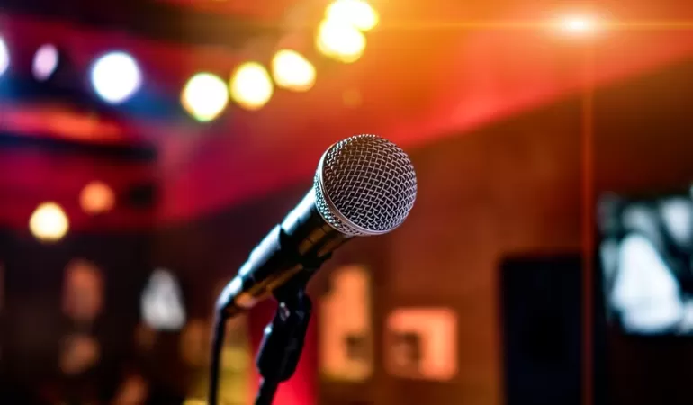 Mikrofon karaoke