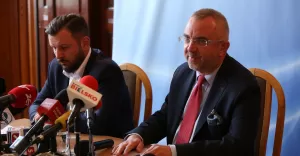 Paweł Sadza, Dr n. med. Marcin Leśniewski