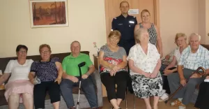 Policja, seniorzy, bezpieczeństwo