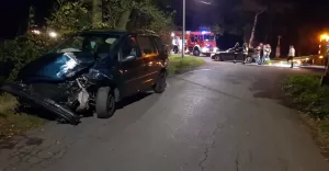 Zderzenie dwóch osobówek na DW933 - 2.10.2018
