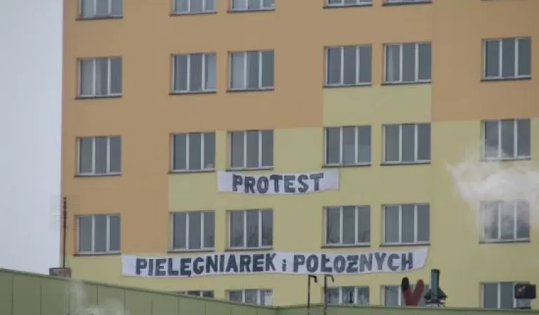 Strajk pielęgniarek dał im 100 zł