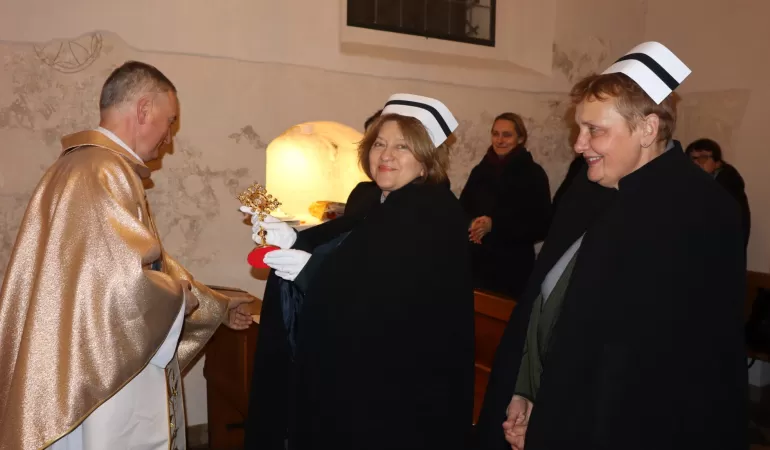 Przekazanie relikwii w kościele św. Mikołaja w Krakowie