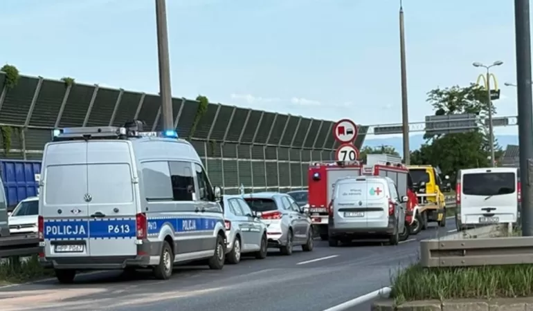 Kolizja na krajowej jedynce w Pszczynie - 04.06.2025b