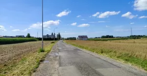 Ul. Gerberów w Łące przed remontem - 08.2021