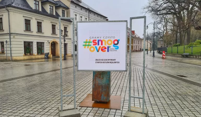 Na pszczyńskim rynku stanął stary kocioł węglowy