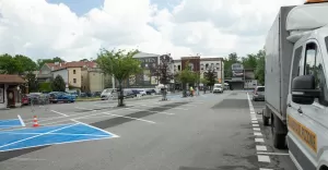 Nowe oznakowanie miejsc parkingowych na Starej Targowicy - 27.05.2025