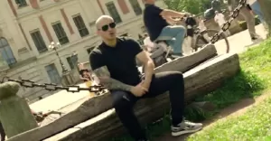 Premiera teledysku Froda do utworu „Głośniej proszę”! Klip powstał w Pszczynie i Bielsku!