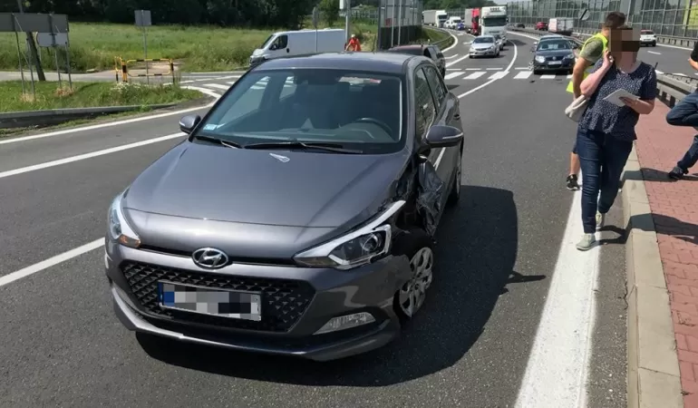 Zderzenie dwóch samochodów na DK-1 w Goczałkowicac
