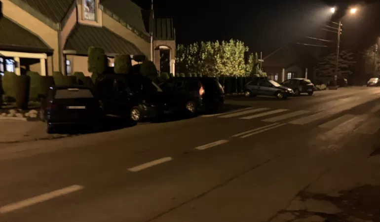 Przejście dla pieszych w Piasku