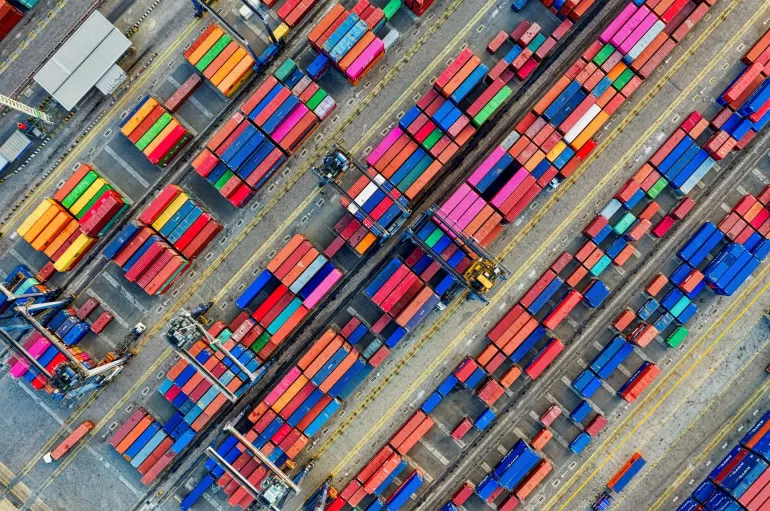 Import towarów do Polski z odległych krajów