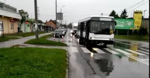 autobus, ul. pszczyńska w woli