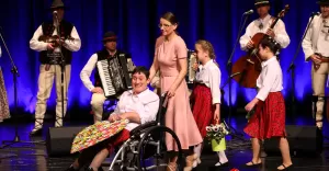Jadwiżanki działają w Pielgrzymowicach od 100 lat. Prowadzą ośrodek dla 90 dziewcząt