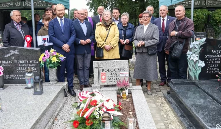 Jan Poloczek i Ludwik Kędzior walczyli w powstaniach śląskich. Ich groby oznaczono znakiem pamięci "Tobie Polsko" -