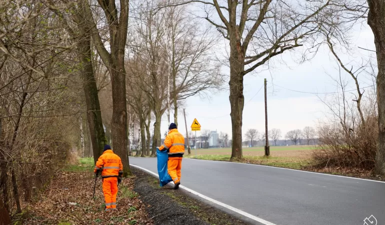Porządki przy drogach